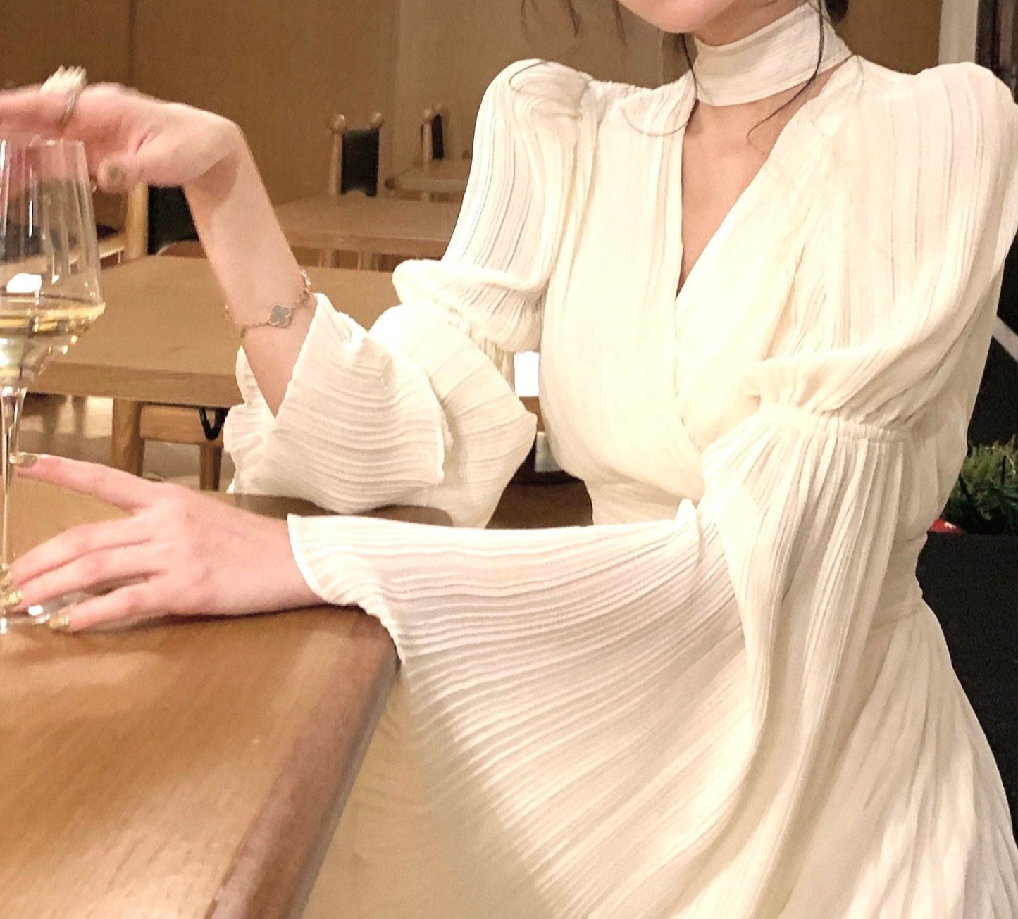 The Meaning Of Elegance Dress - 2 Colours (S-L)