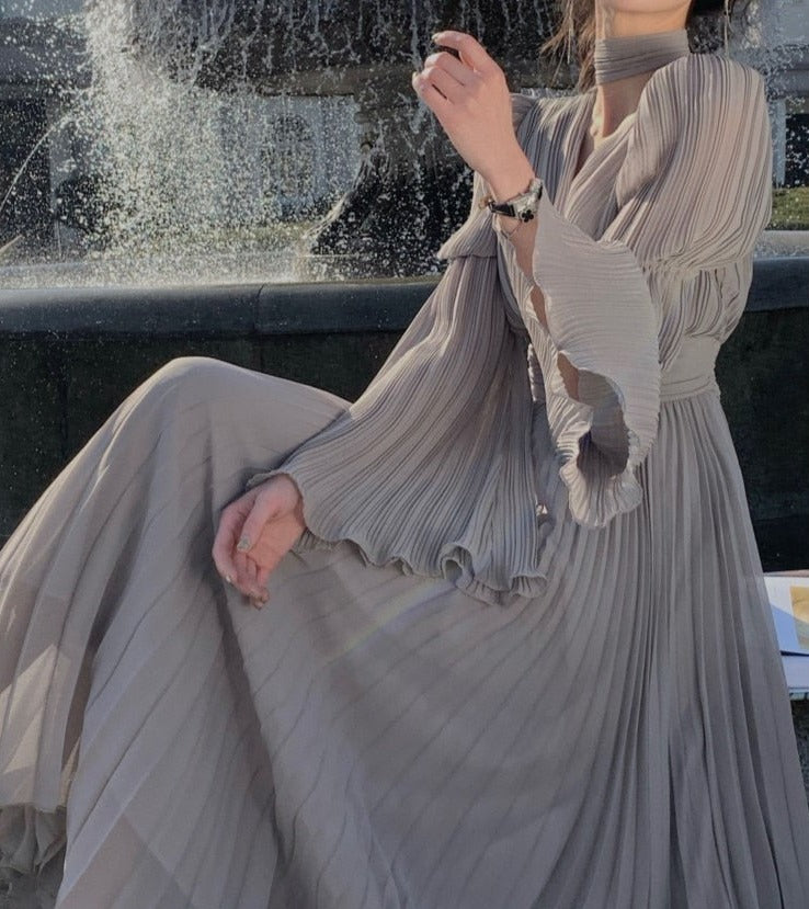 The Meaning Of Elegance Dress - 2 Colours (S-L)