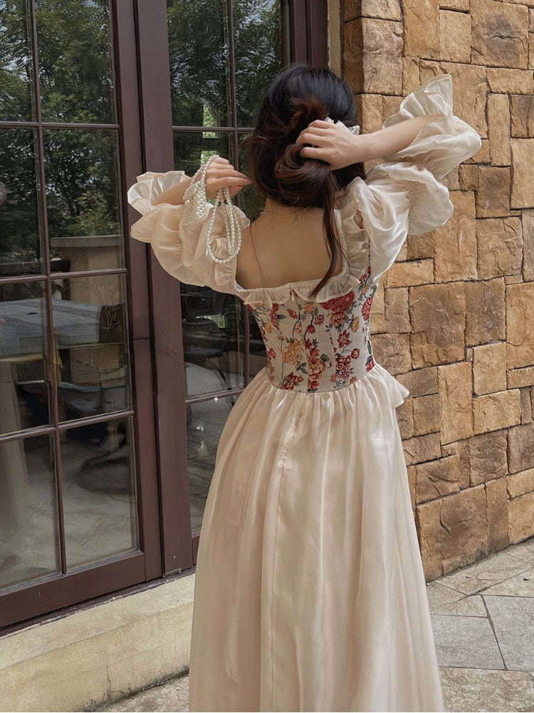 French Feeling Dress