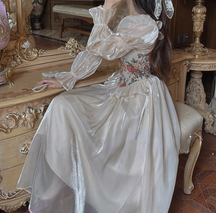 French Feeling Dress