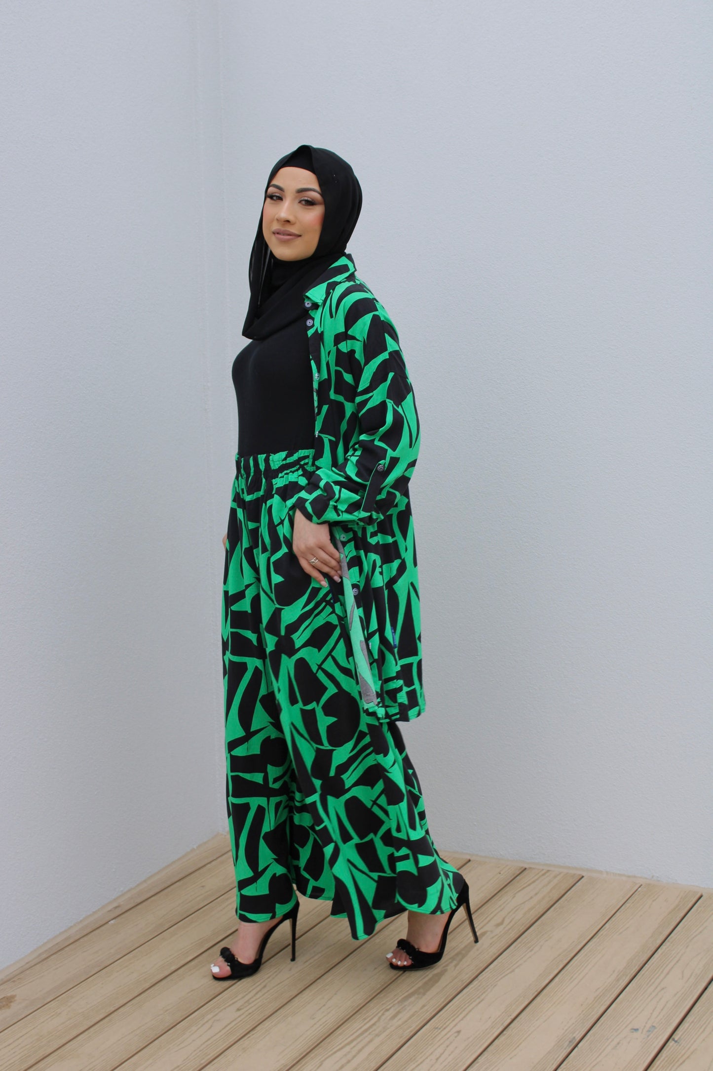 Element31 Collection Abstract Print Tunic & Pant Set
